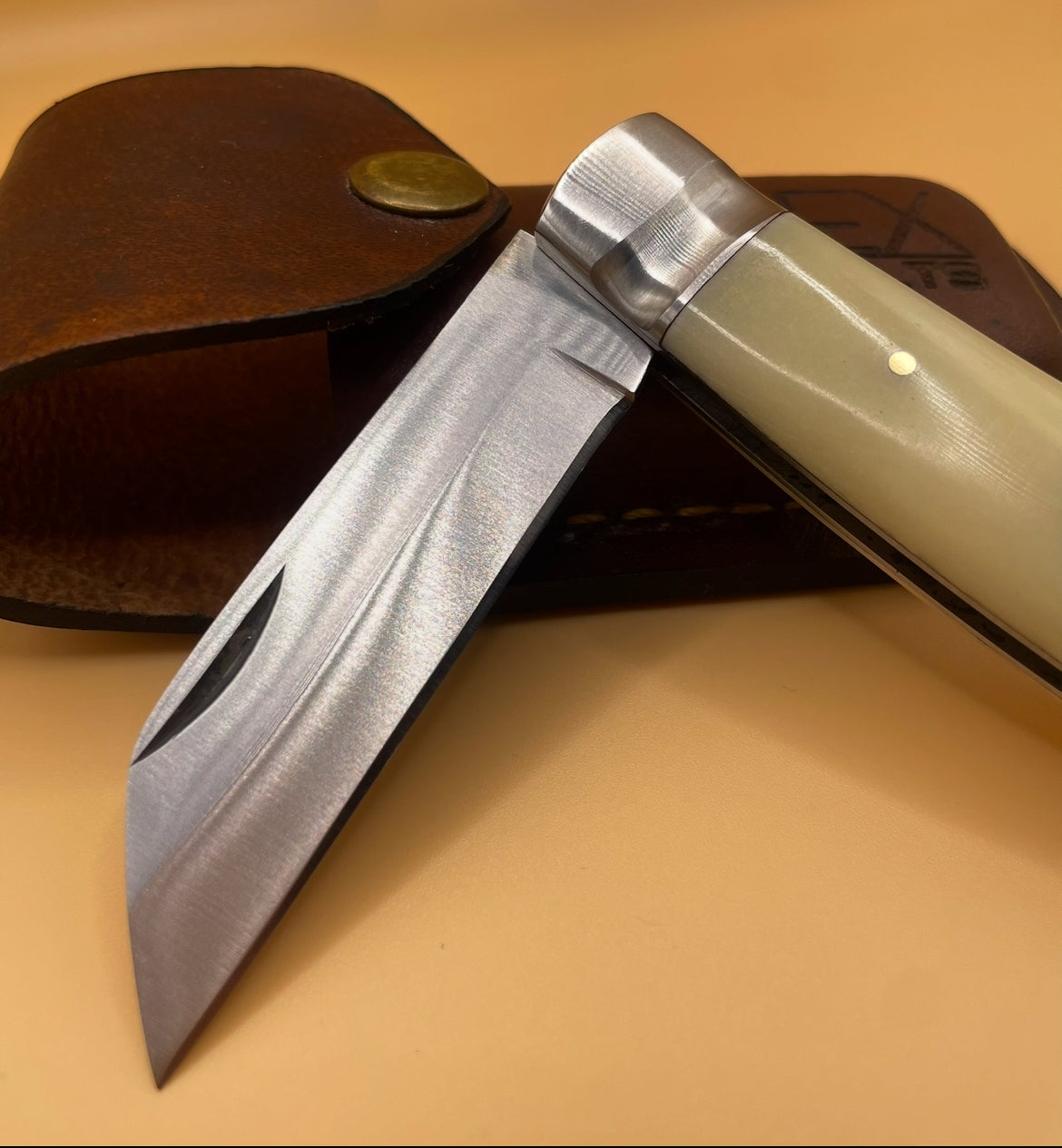 POACHER KNIFE - SINGLE BLADE (CAMEL BONE)