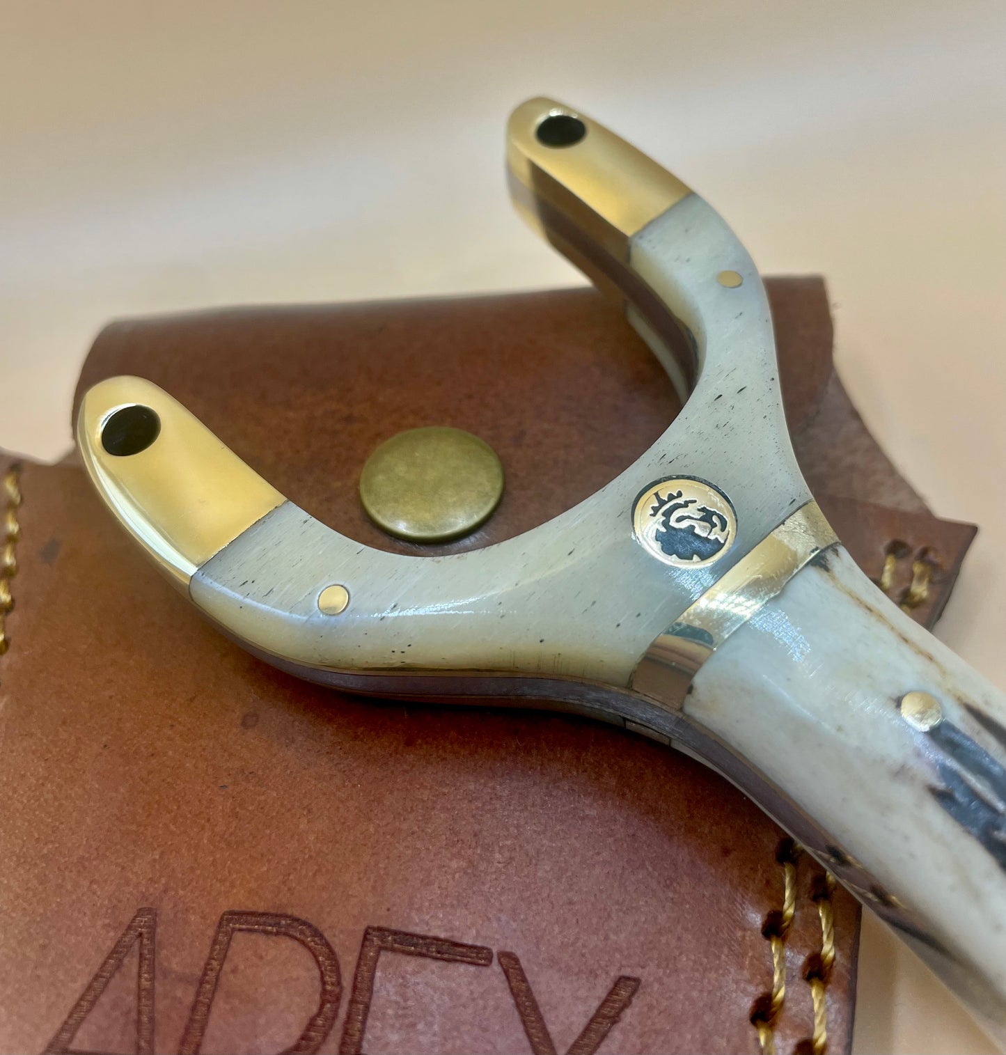 STALKER - CAMEL ANTLER EDITION