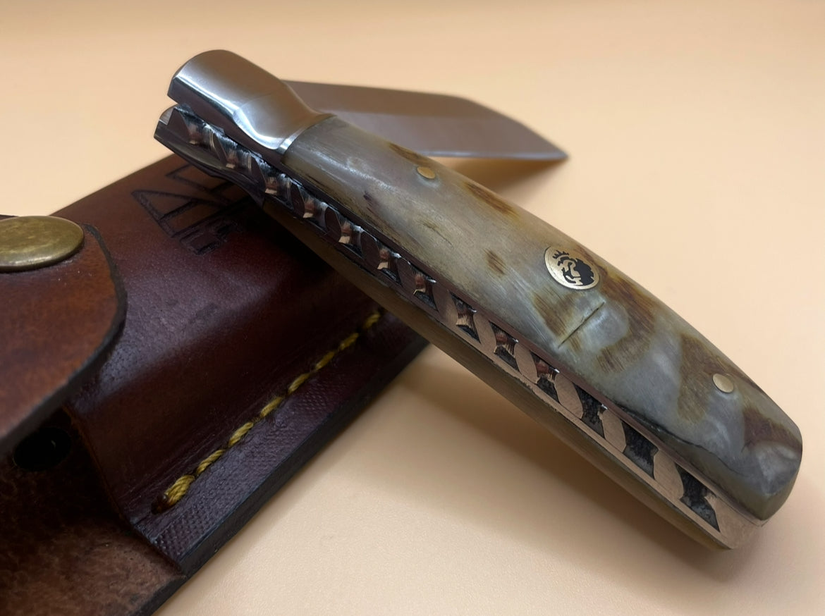 POACHER KNIFE - SINGLE BLADE (RAMS HORN)