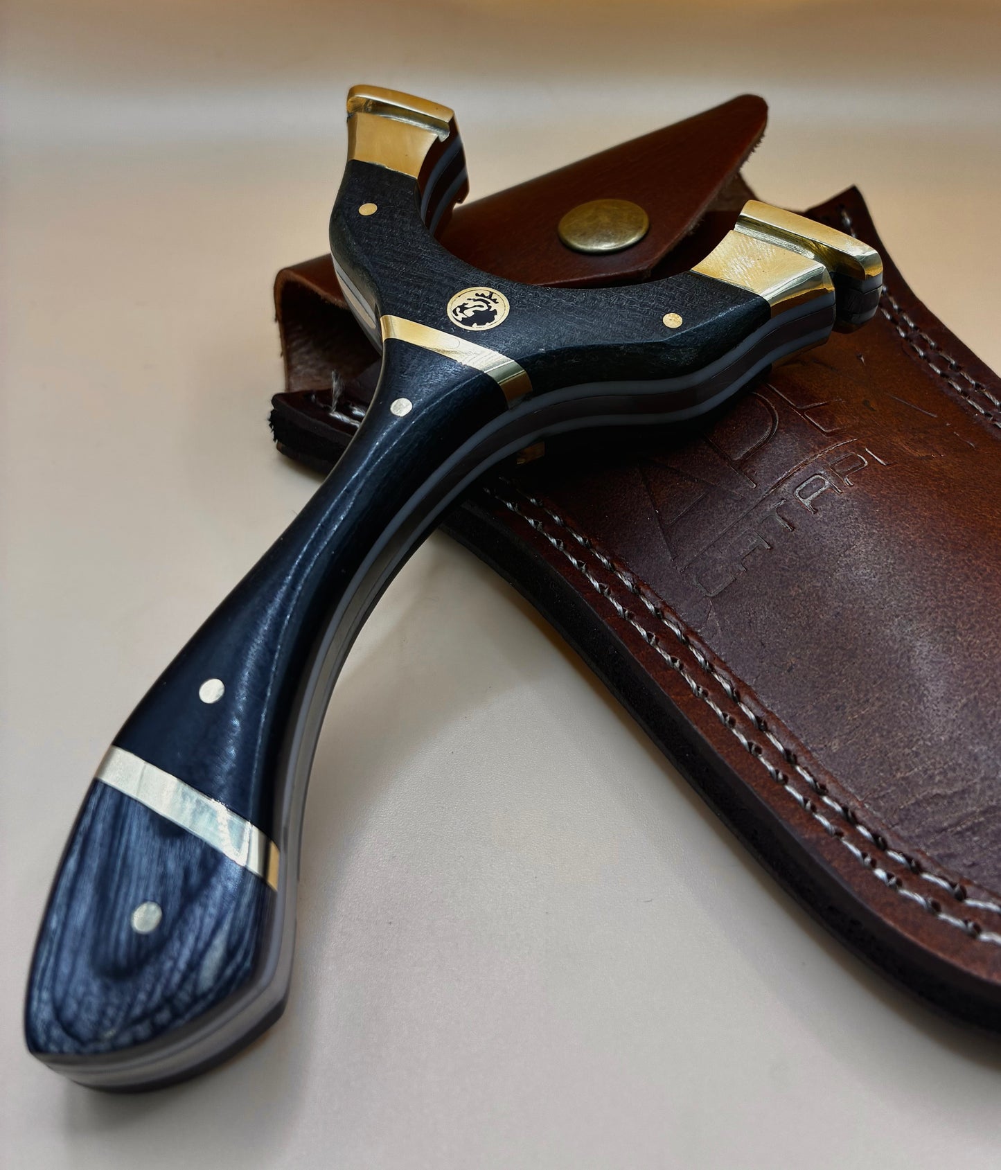 PREDATOR - BLACKOUT EDITION